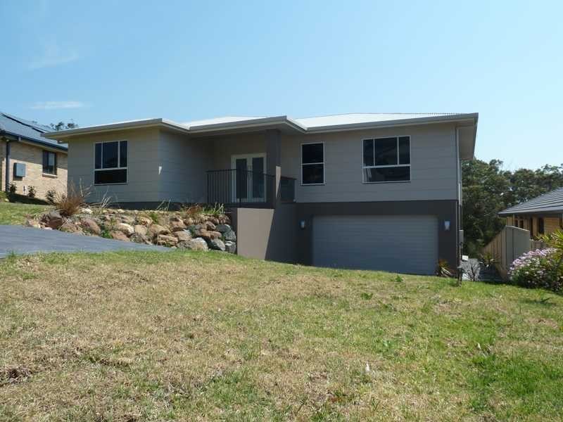 5 Timbertop Ave, Forster NSW 2428