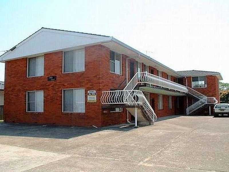 1/6 Palm Street, Tuncurry NSW 2428