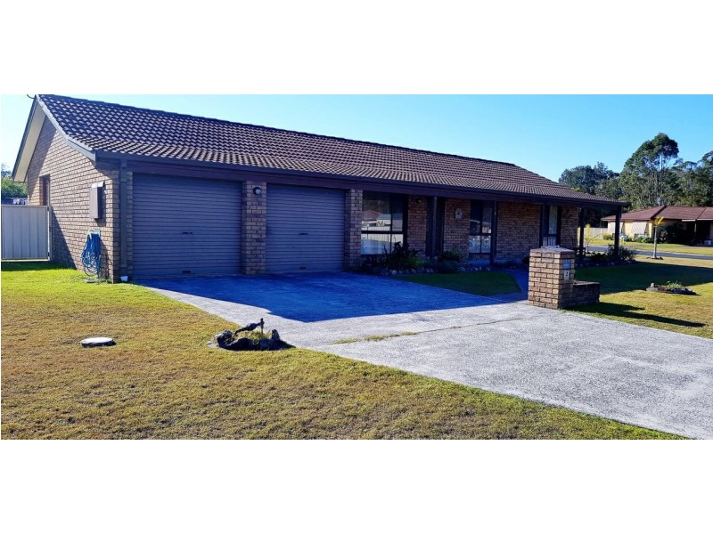 2 The Cove, Forster NSW 2428
