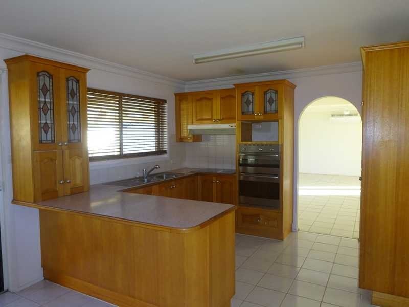 4 Endeavour Court, Forster NSW 2428