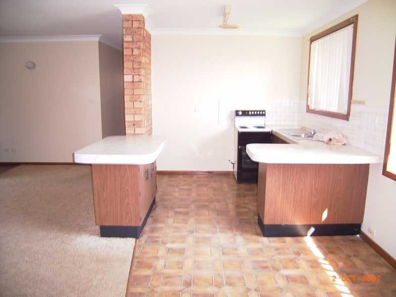 11 Hawaii Ave, Forster NSW 2428
