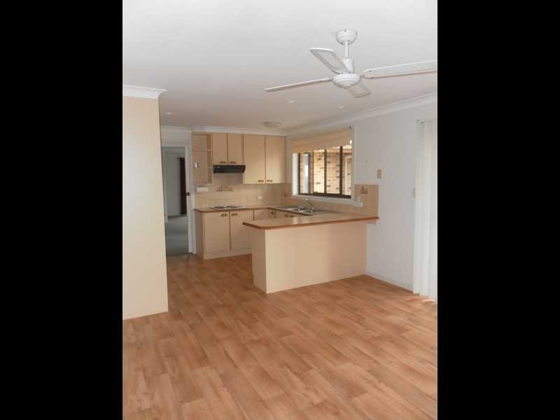 19 Surfview Ave, Forster NSW 2428