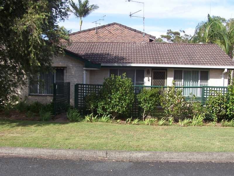 10 Elizabeth Pde, Forster NSW 2428