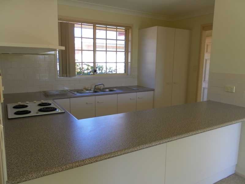 7/17 Gleneon Drive, Forster NSW 2428