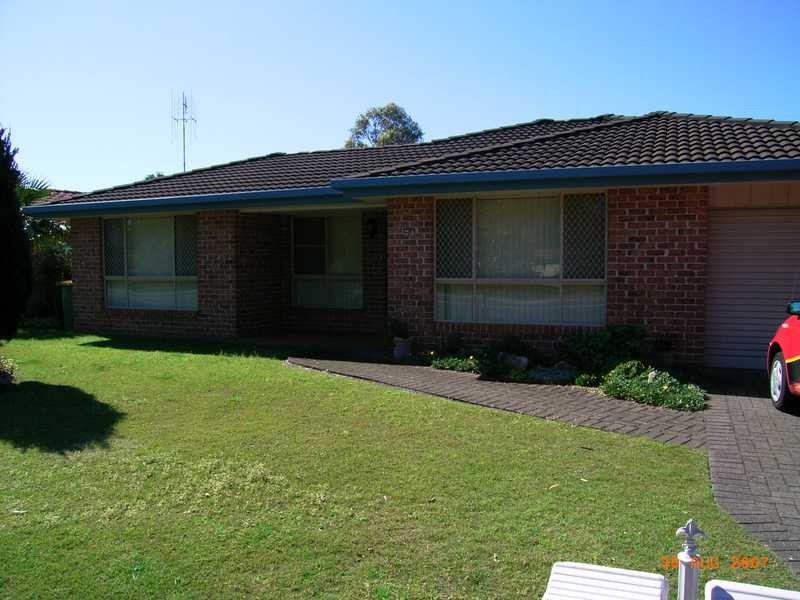 1/74 Goldens Rd, Forster NSW 2428