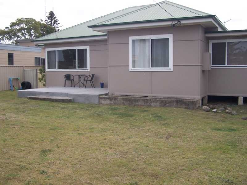 23 The Lakesway, Forster NSW 2428