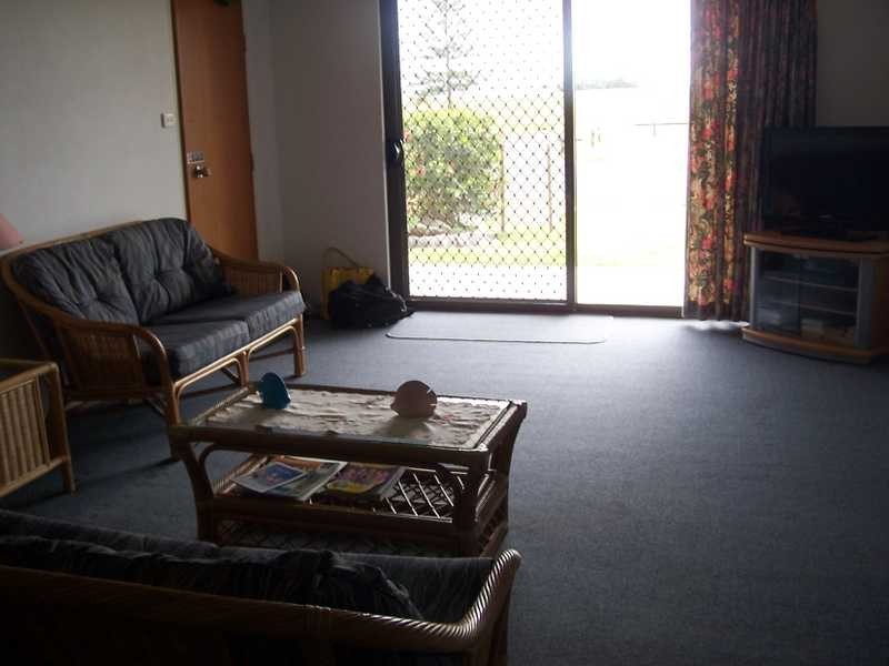 2/86 Head Street, Forster NSW 2428