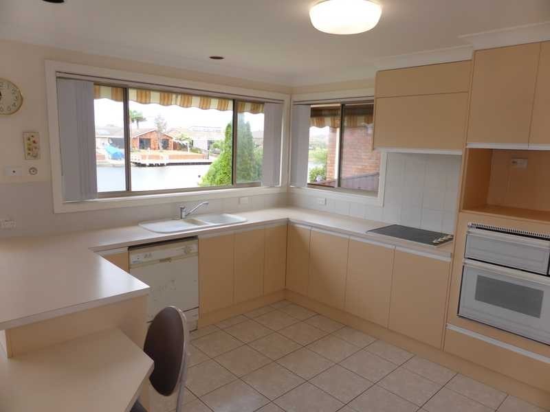 19 Kenrose St, Forster NSW 2428