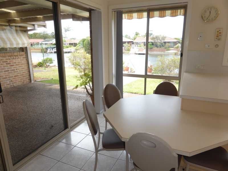 19 Kenrose St, Forster NSW 2428