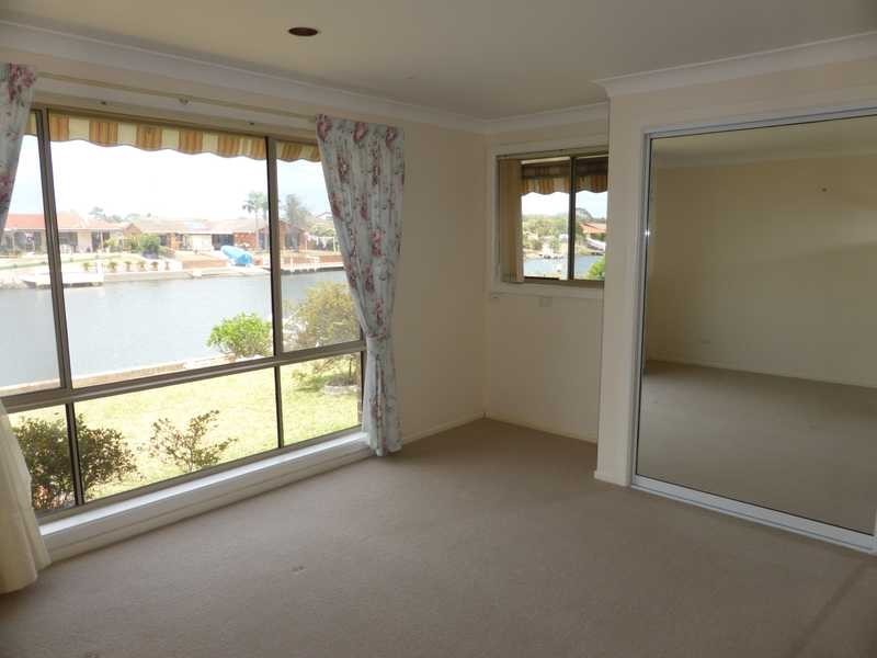 19 Kenrose St, Forster NSW 2428