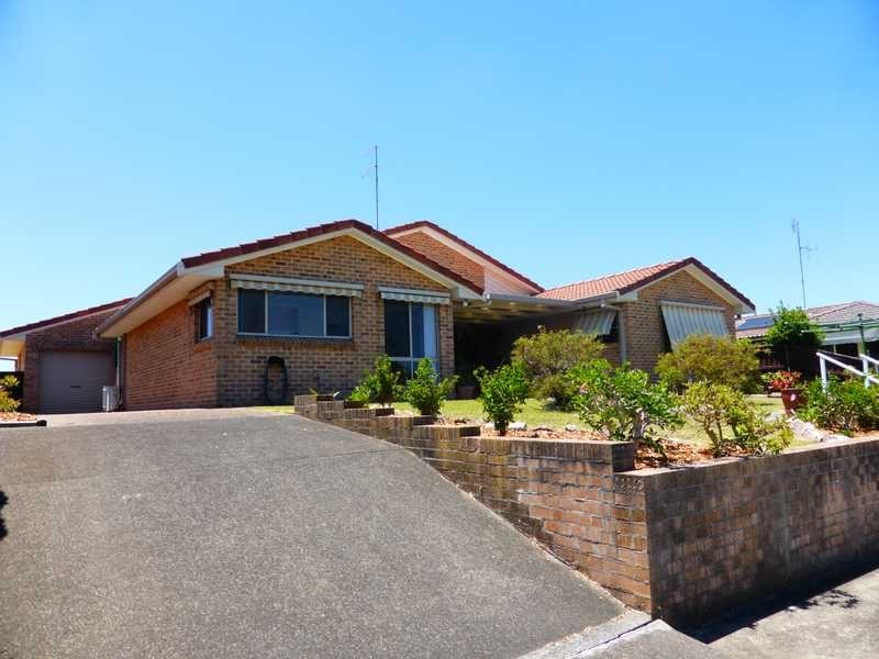 19 Kenrose St, Forster NSW 2428
