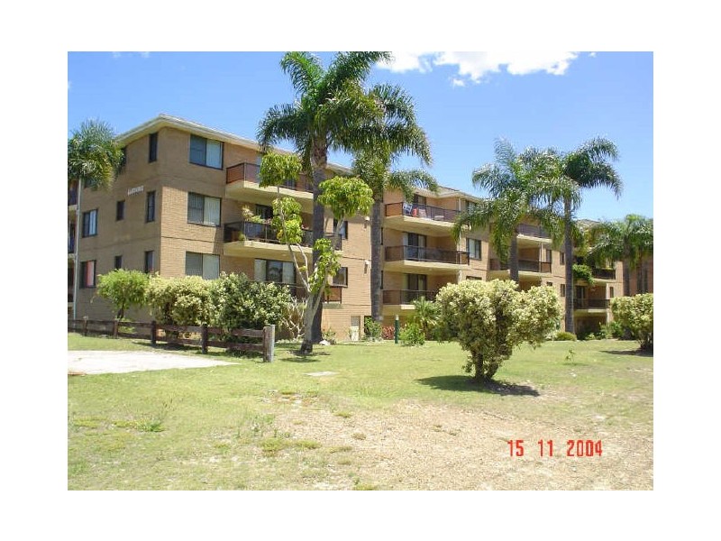 9/4-6 LAKEBRIDGE Taree Street, Tuncurry NSW 2428