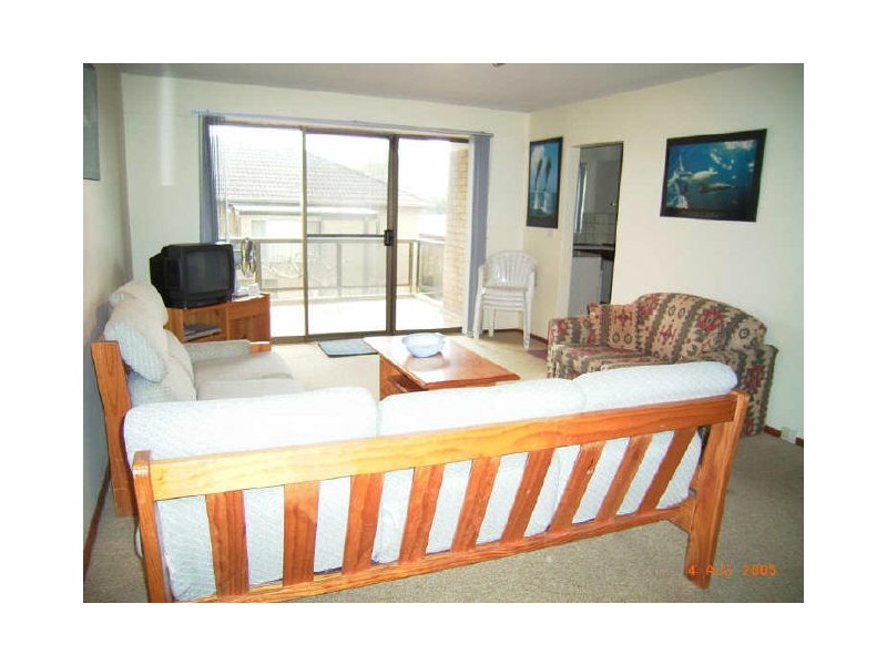 9/4-6 LAKEBRIDGE Taree Street, Tuncurry NSW 2428