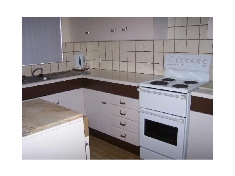 9/4-6 LAKEBRIDGE Taree Street, Tuncurry NSW 2428