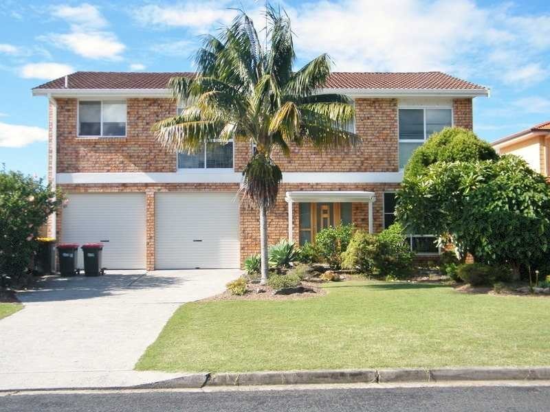 17 Cavill Ave, Forster NSW 2428