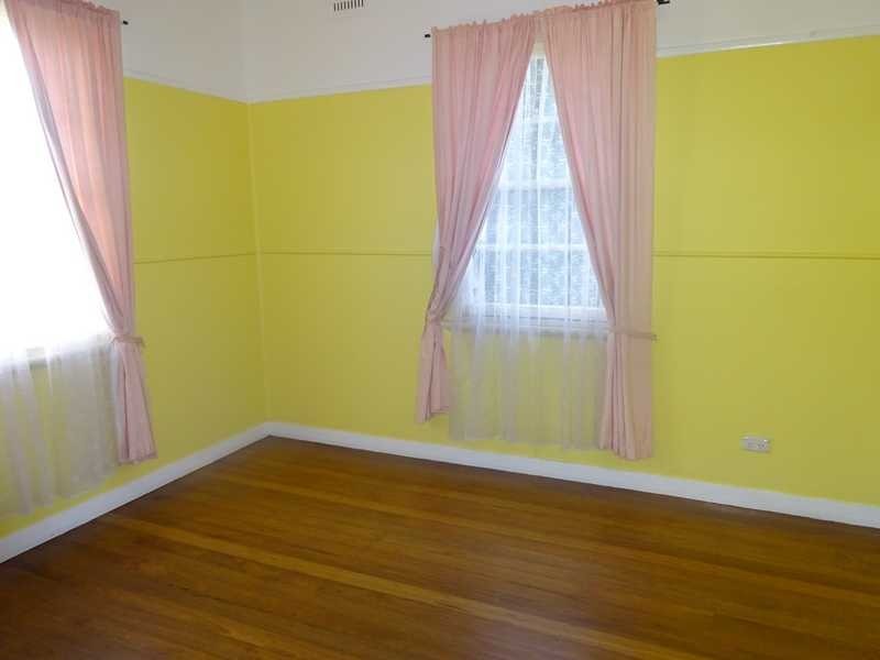 6 Baird St, Tuncurry NSW 2428