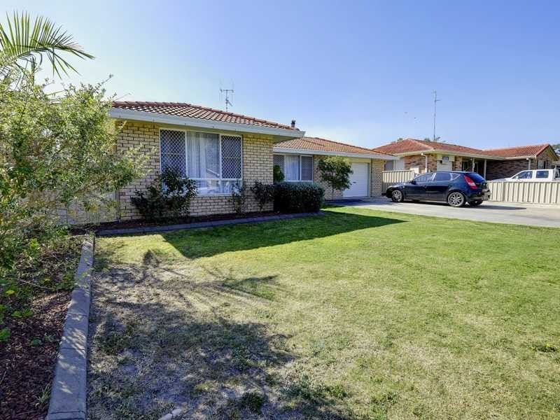 9 Discovery Drive, Forster NSW 2428