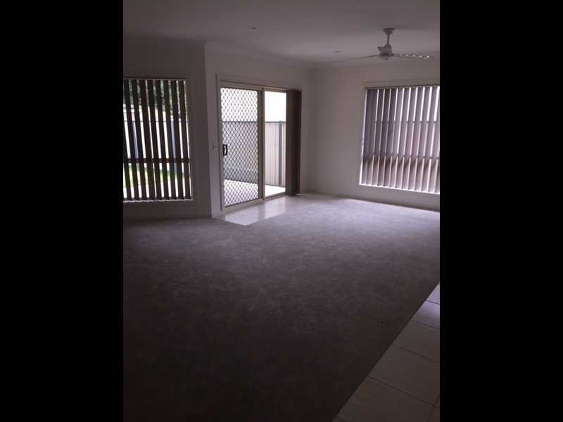 2/4 Tuncurry Street, Tuncurry NSW 2428