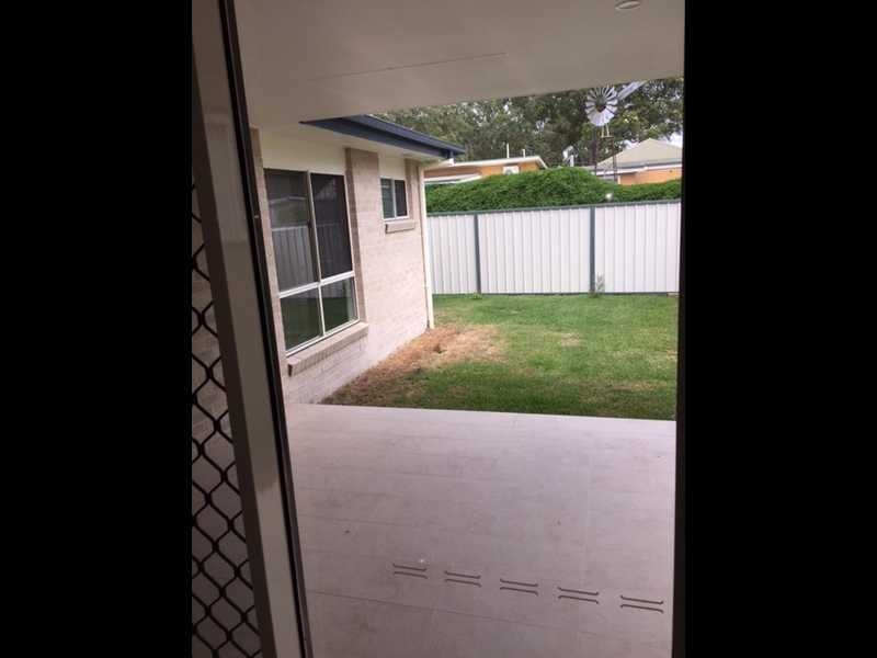 2/4 Tuncurry Street, Tuncurry NSW 2428