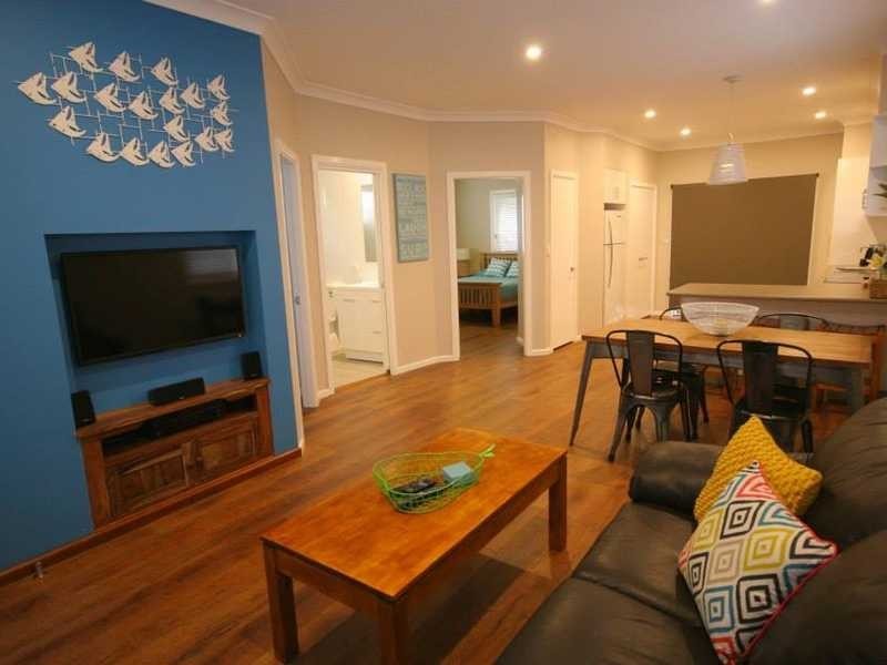 27 West Street, Forster NSW 2428