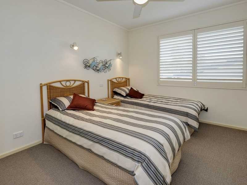 2/14 Cliff Road, Forster NSW 2428