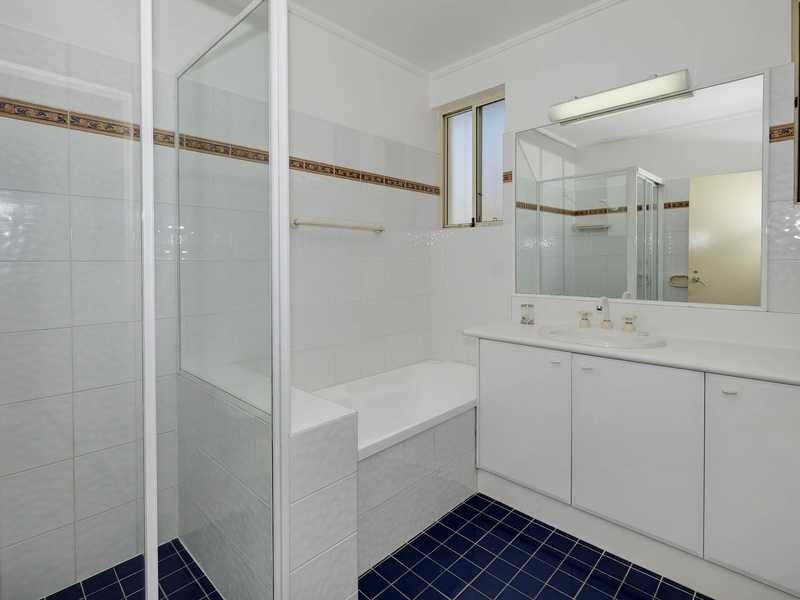 2/14 Cliff Road, Forster NSW 2428