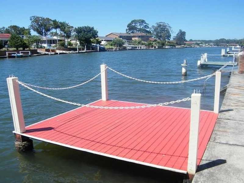 15 Friendship Key, Forster NSW 2428