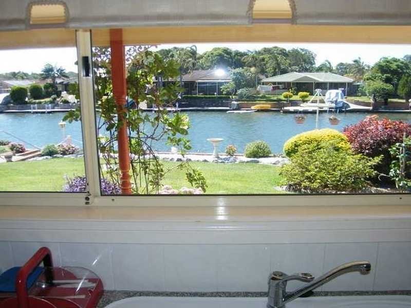 15 Friendship Key, Forster NSW 2428