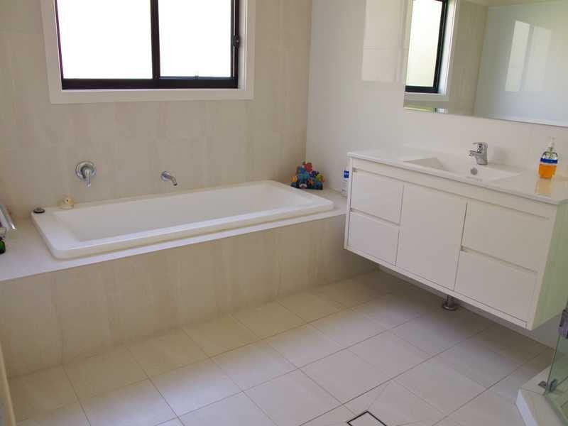 2/46 Daphne Street, Forster NSW 2428