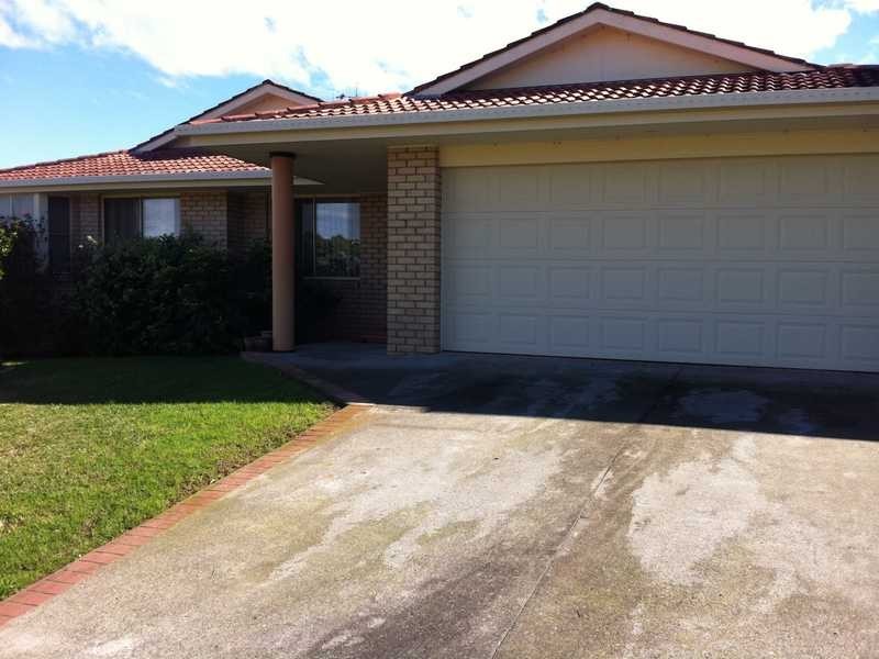 4 Glenn Close, Forster NSW 2428