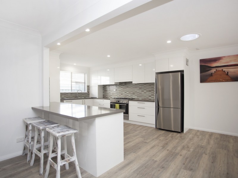 2 Sirius Key, Forster NSW 2428