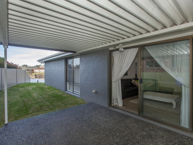 2 Sirius Key, Forster NSW 2428