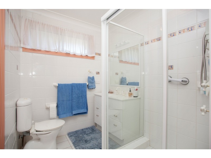 Villa 1/12 Oasis Parade, Tuncurry NSW 2428