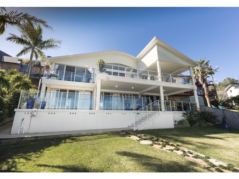 18 Marine Drive, Forster NSW 2428