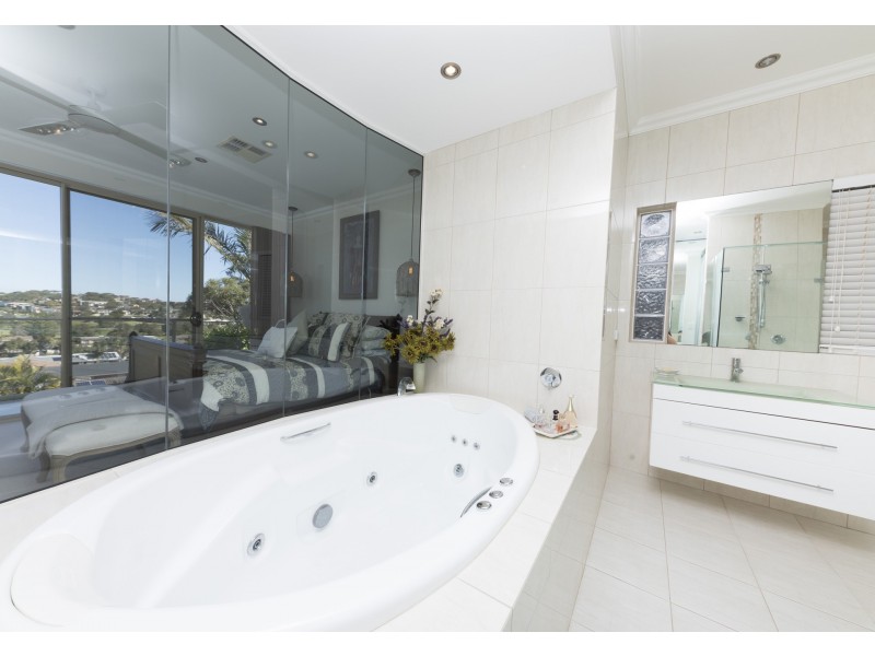 18 Marine Drive, Forster NSW 2428