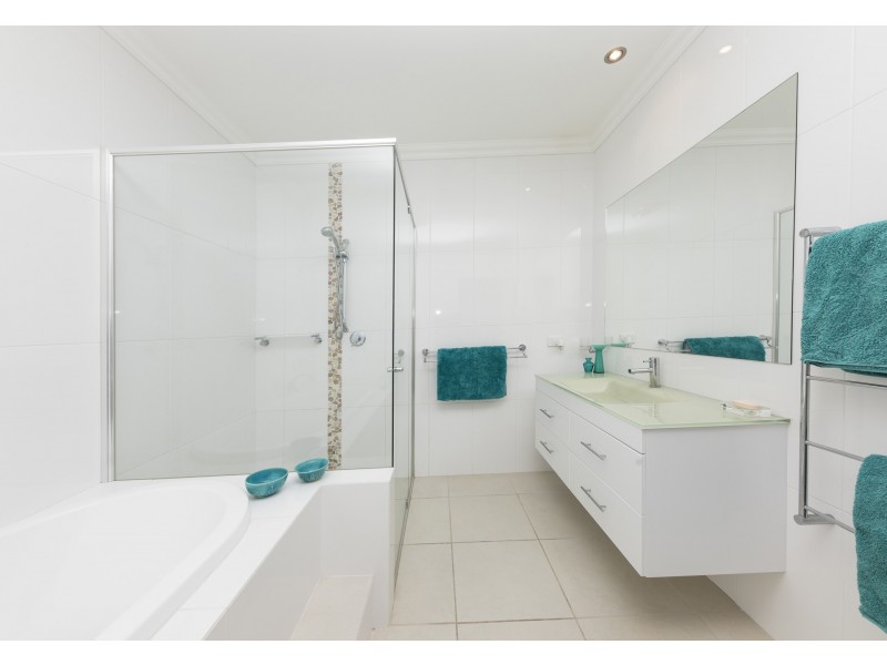 18 Marine Drive, Forster NSW 2428