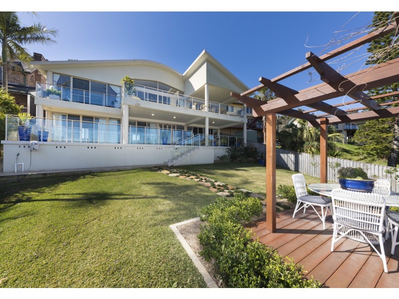 18 Marine Drive, Forster NSW 2428