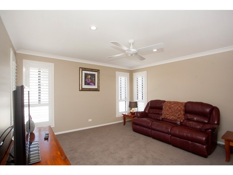 14 Greenview Drive, Black Head NSW 2430