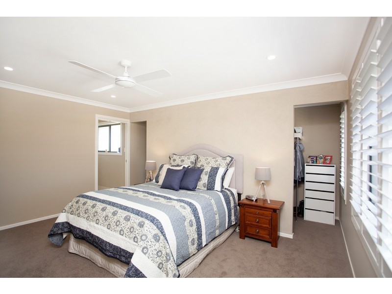 14 Greenview Drive, Black Head NSW 2430