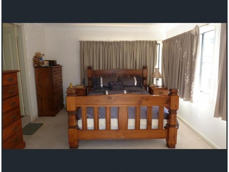 49 Point Road, Forster NSW 2428