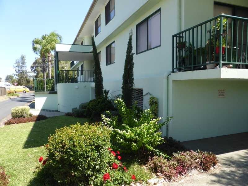 8/3 Lake Street, Tuncurry NSW 2428