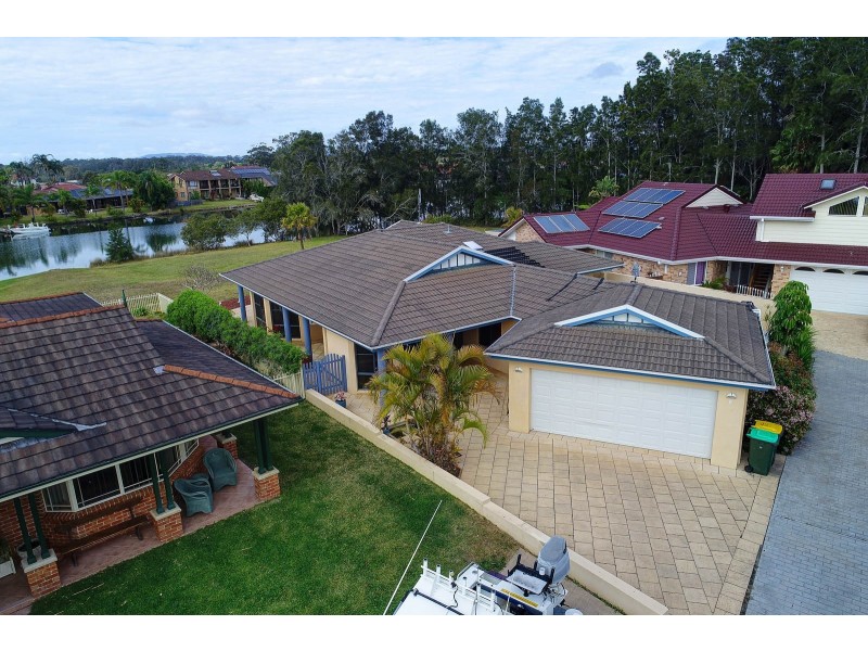 4 Mirage Drive, Tuncurry NSW 2428