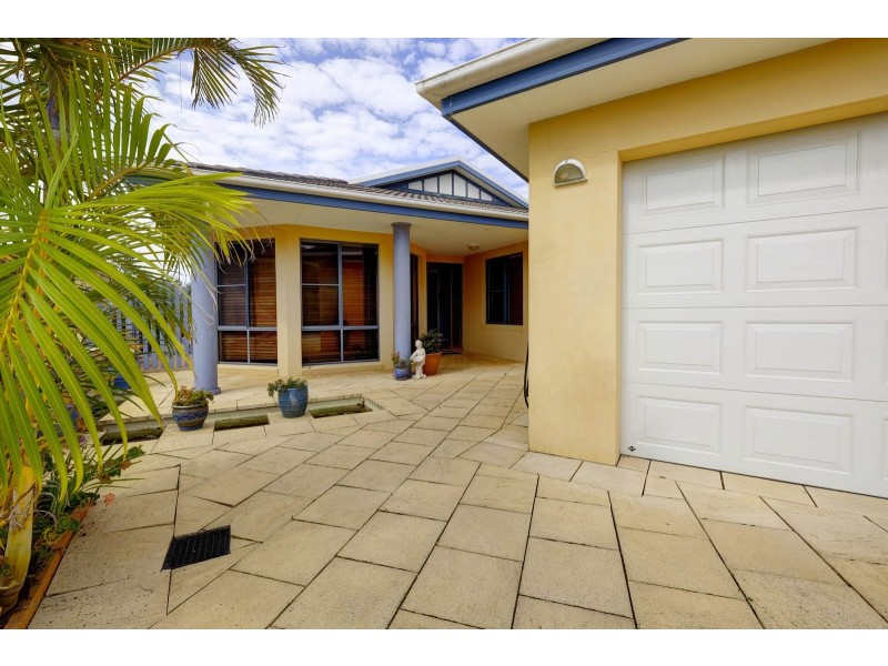 4 Mirage Drive, Tuncurry NSW 2428