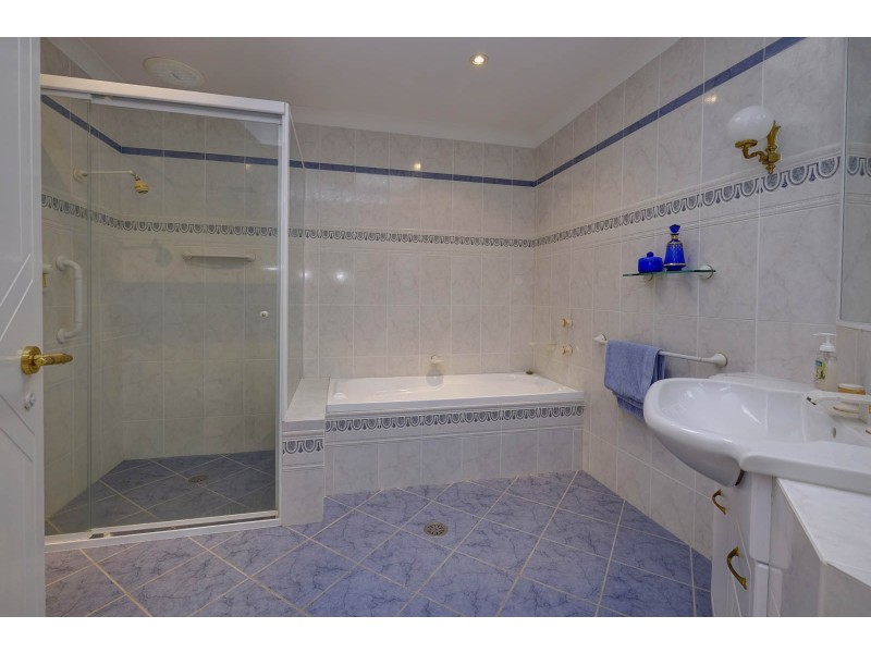 4 Mirage Drive, Tuncurry NSW 2428