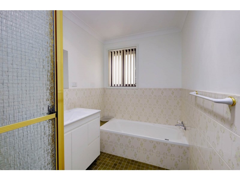 2 Jonnel Place, Tuncurry NSW 2428