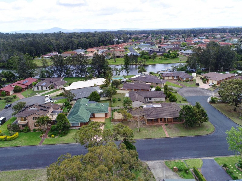 2 Jonnel Place, Tuncurry NSW 2428