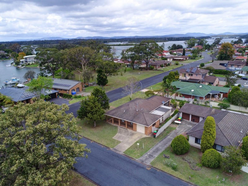 2 Jonnel Place, Tuncurry NSW 2428