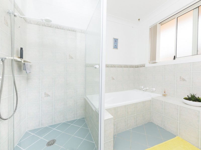 Villa 2/6 Asplenii Crescent, Tuncurry NSW 2428