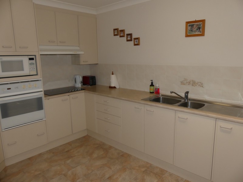 2/6 Lachlan Avenue, Tuncurry NSW 2428