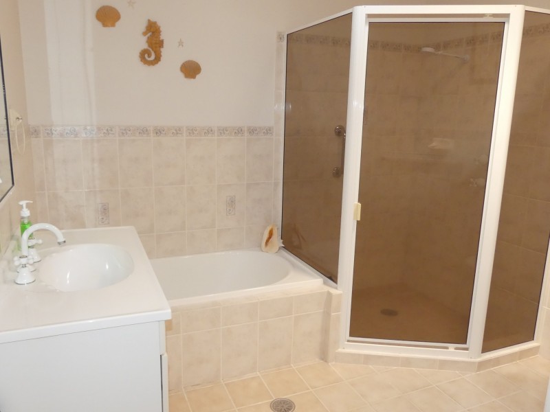 2/6 Lachlan Avenue, Tuncurry NSW 2428